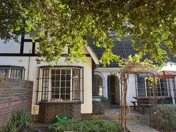 2 Bedroom Garden Flat