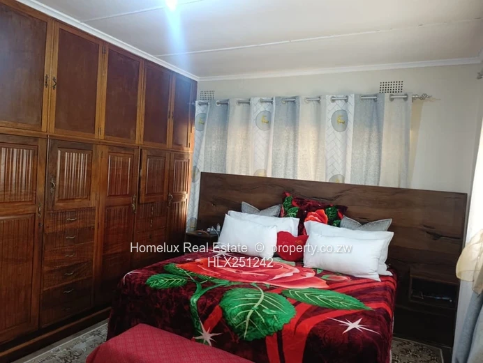 Neat 3 Bed Family Home With Cottage To Let In Hillside  (Sole Mandate)