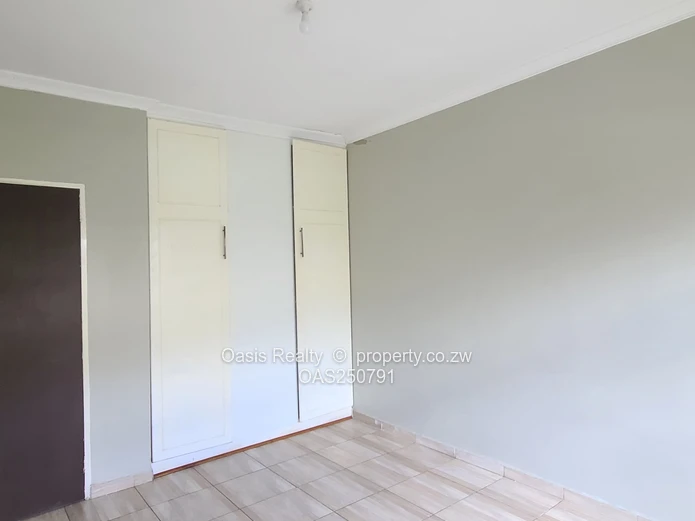Neat home to let in Mabvazuva - available immediately