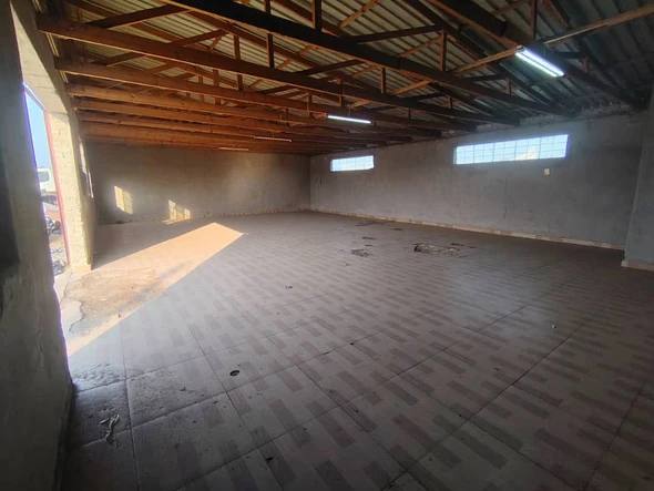 Warehouse & Factory