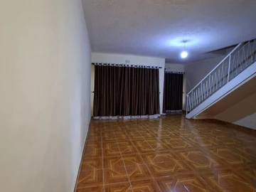 2 Bedroom Flat & Apartment