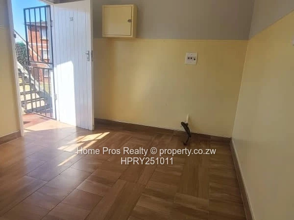 mabelreign Flat to rent (Sole Mandate)