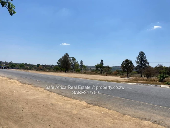 Chegutu Residential/ Commercial Plot For Sale With Bulawayo Road Frontage