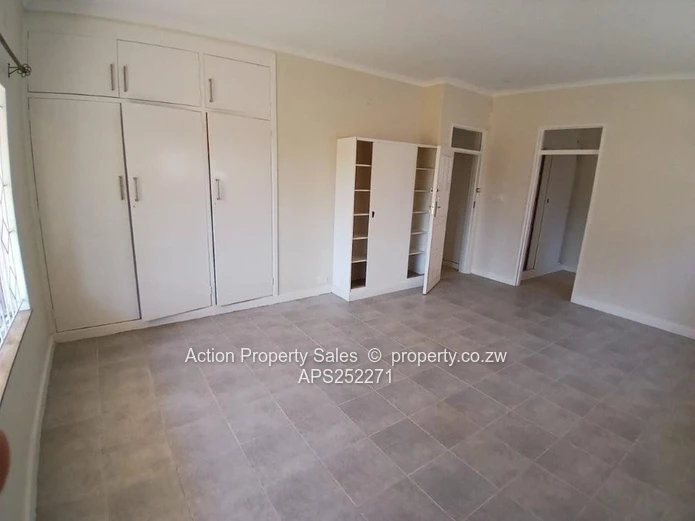 Lovely Family Home With 4 Beds! 