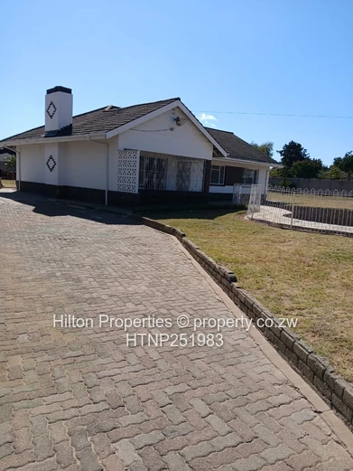 Hatfield 3-Bed Home with Pool, Fireplace & Large Garden