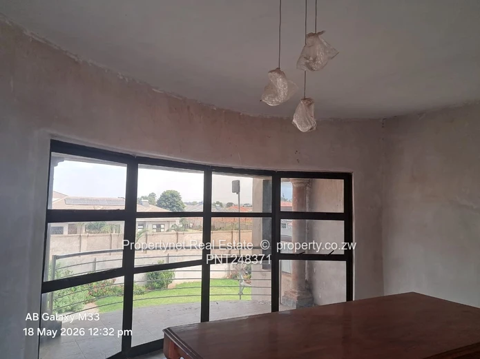 Solid neat family home!!!