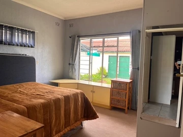 3 Bedroom Garden Flat