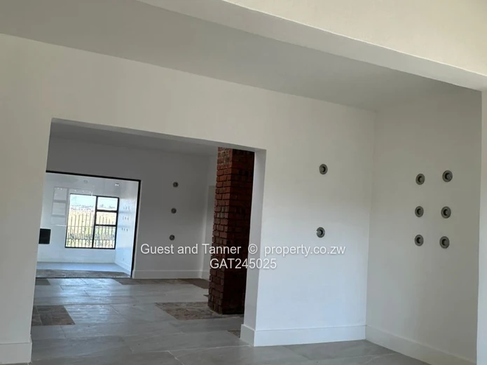 3 Bed House For Sale In Hopelyn