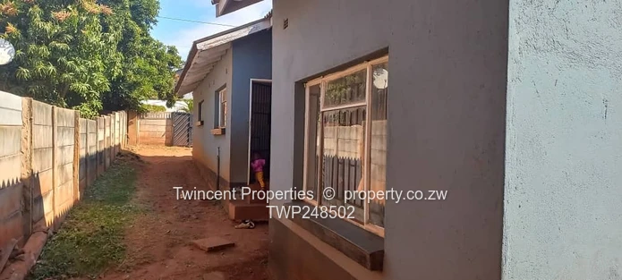 7 roomed house for sale (Sole Mandate)