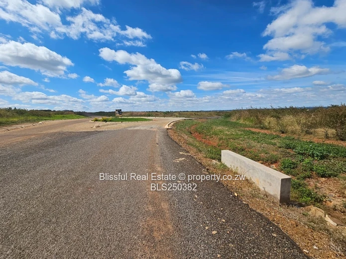 500m² Stand for sale in Nyeredzi Ridge 