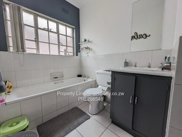 Conveniently Located Avondale Cluster Home