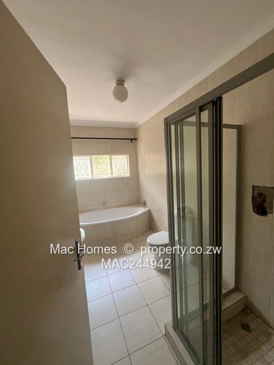 6 Bedroomed house with a 2 bedroomed cottage to let