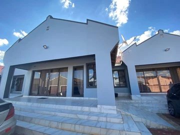 2 Bedroom Garden Flat