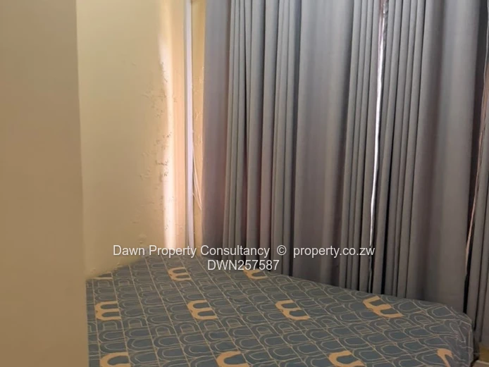 Newlands 3-Bed Flat with Borehole and Private Pool (Sole Mandate)