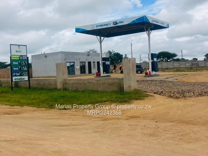 Dzivarasekwa Service Station w/ Canopy & Main Road Frontage