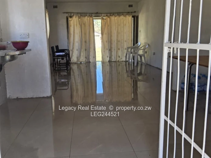 Neat & Secure 2-Bedroom Cottage To Let In Hatfield