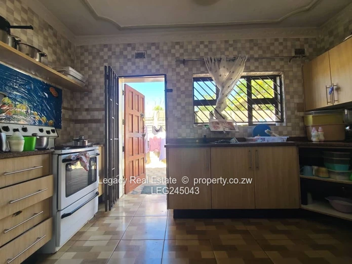 Modern 3 Bedroom Cluster To Rent In Mabelreign