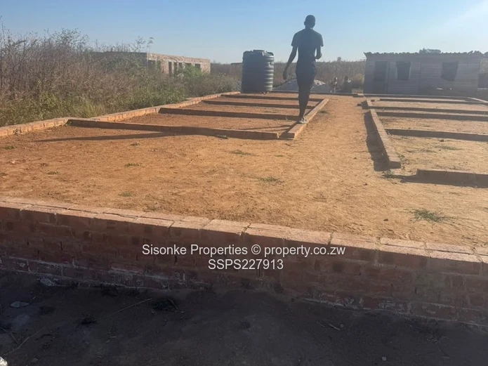 Prime 400 m² Stand for Sale in Dawnview park just after Cold comfort