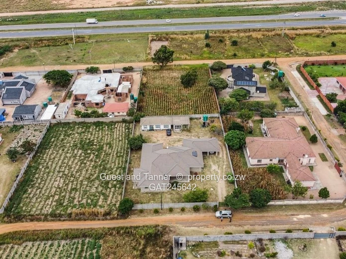 4 Bedroomed house For Sale In Zimre Park