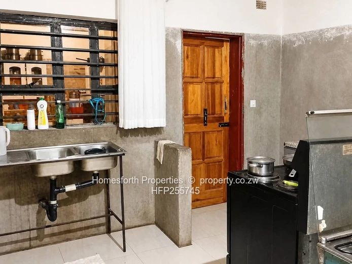 Mabvazuva Estate, Ruwa, House for Sale 95k