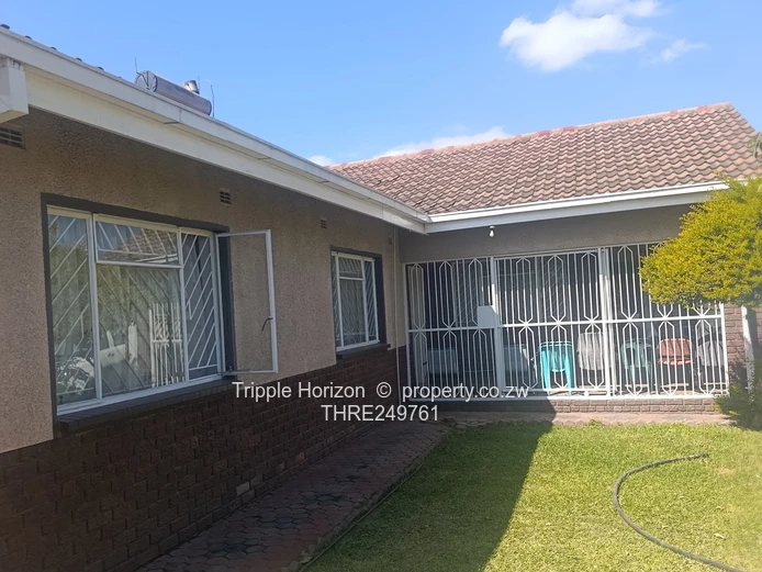 Spacious 4-Bed Home in Westlea, Harare with Borehole