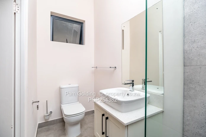 3 Bed 3 Bath Townhouse