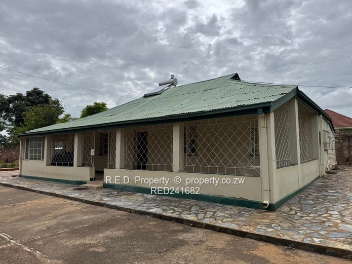 Lovely Family Living with Ample Land in Bellevue!