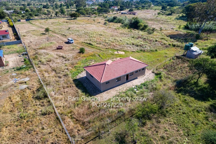 willsgrove lockview 1.4142 hectares with a 4bedroomed unfinished house  (Sole Mandate)