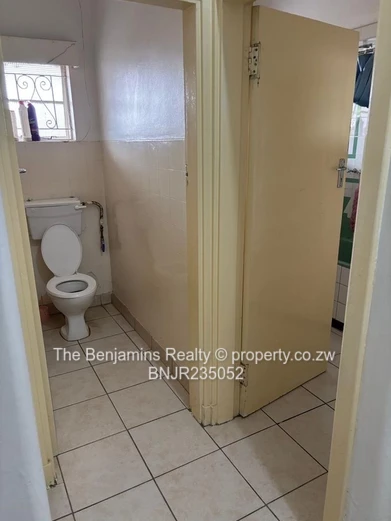 4 Bed 3 Baths House To Let In Avondale West