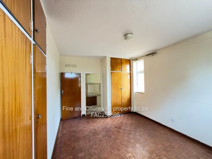 Ascot 3-Bedroom Flat to Rent 