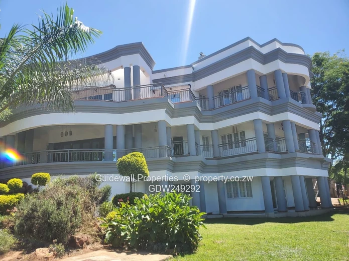 Stunning 6 bed house for sale in Borrowdale Brooke
