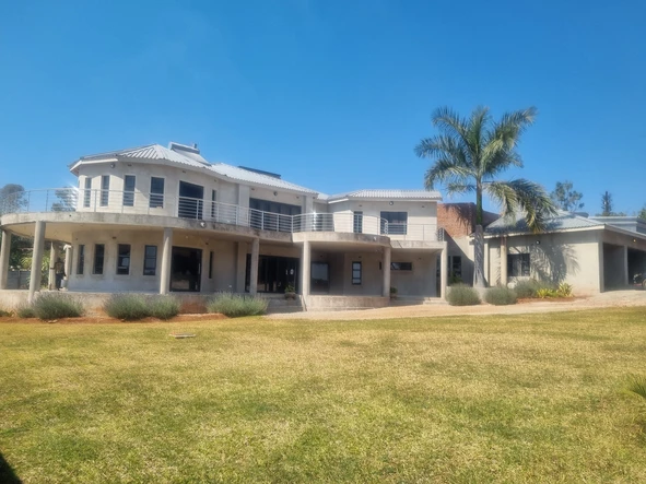 6 Bedroom Townhouse Complex