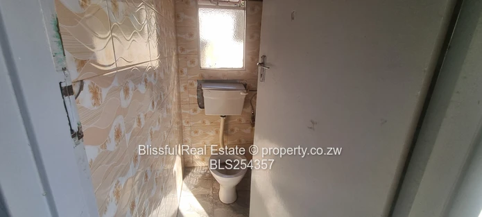 Kuwadzana 7 house for rent