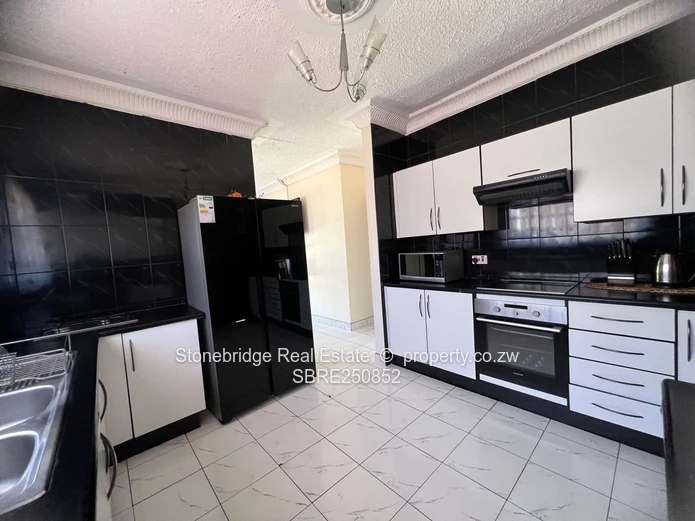 3 Bedroomed Fully Furnished Cottage in Hillside For Rent