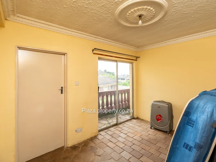 Exceptional Multi-Level Family Home with Self-Contained Cottage – Vainona (Cashcow) (Sole Mandate)