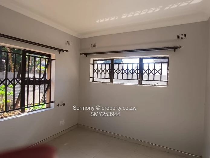 Cottage To Let | Vainona