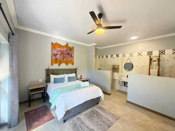 Hotel & Lodge