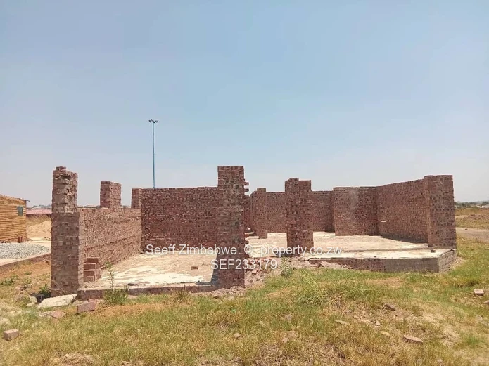 Beautiful 4-Bedroom Shell House on a 345sqm Corner Stand!