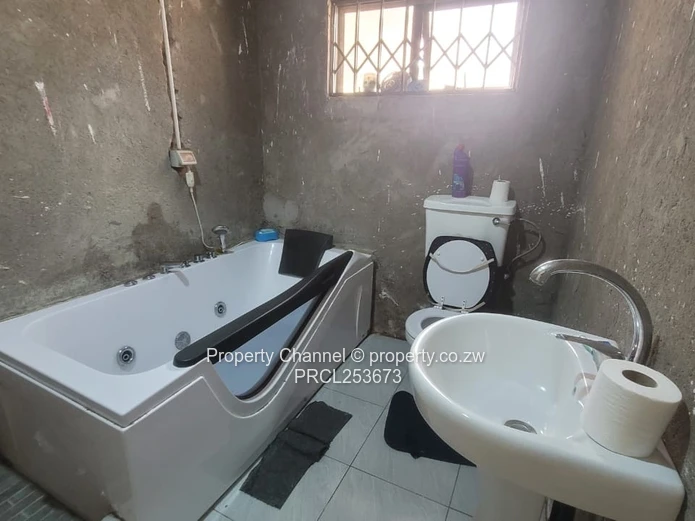 Chipukutu (Zimre) Modern House For Sale