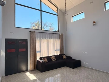 4 Bedroom Garden Flat