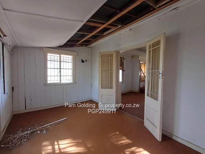 Expansive Murambi Estate – Solid Bones, Stunning Views, Unlimited Potential (Sole Mandate)
