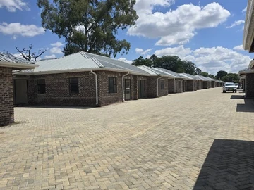 3 Bedroom Garden Flat