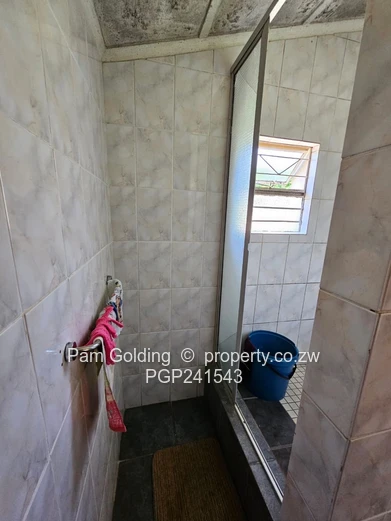 Neat Family Residence