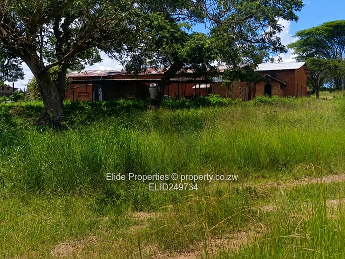 Nyabira 37.4ha Farm — Dam, Grazing, Kraal & Irrigation