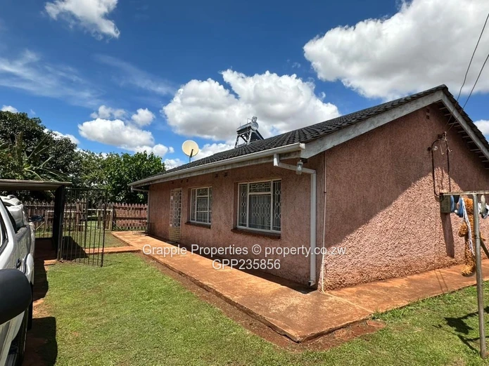 Bluffhill house to let (Sole Mandate)