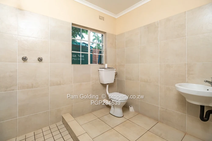 Prime Location Boscobel Drive East Highlands 