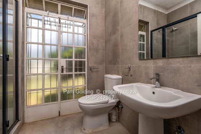 Garden Flat For Rent In Avondale 