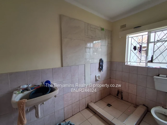 Budiriro 4 – Neat Home for Sale