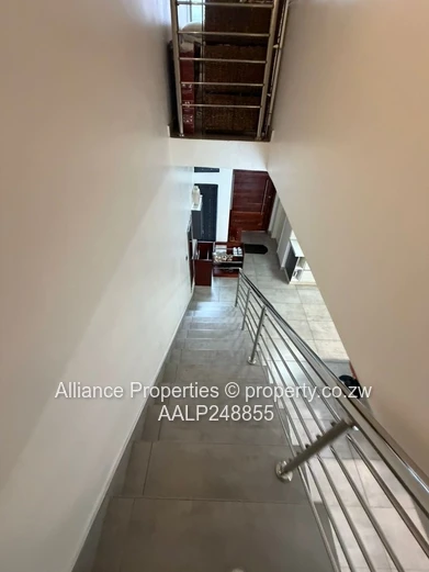 Modern 4-Bed Avondale Townhouse with Pool 