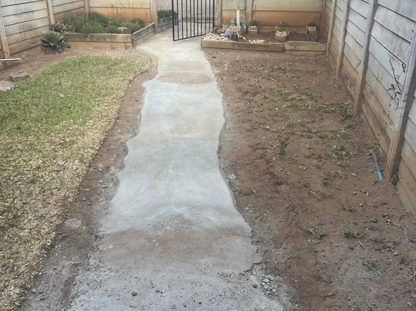 2 Bedroom Flat & Apartment